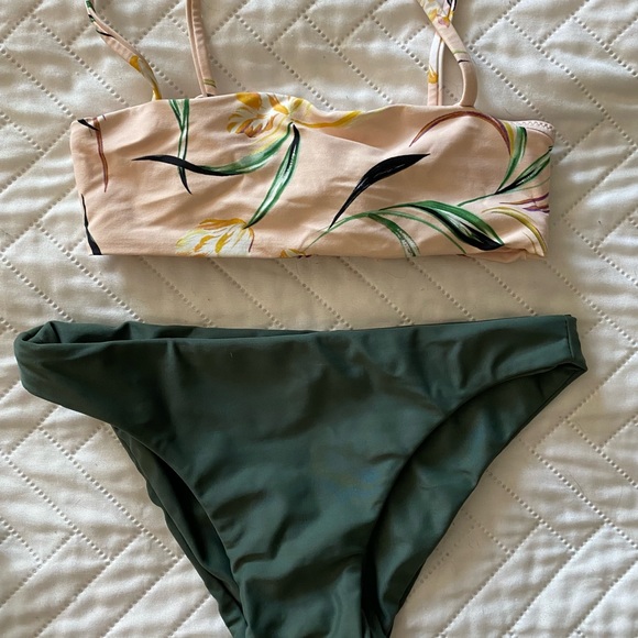 NWT O’Neill Peach Floral Bikini Top ~sz 6 with Mikoh kids xl green bottoms - Picture 1 of 4